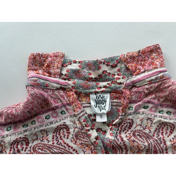 Ivy Jane pink rayon Top with 3/4 sleeves tassels Size Small - Picture 4 of 5